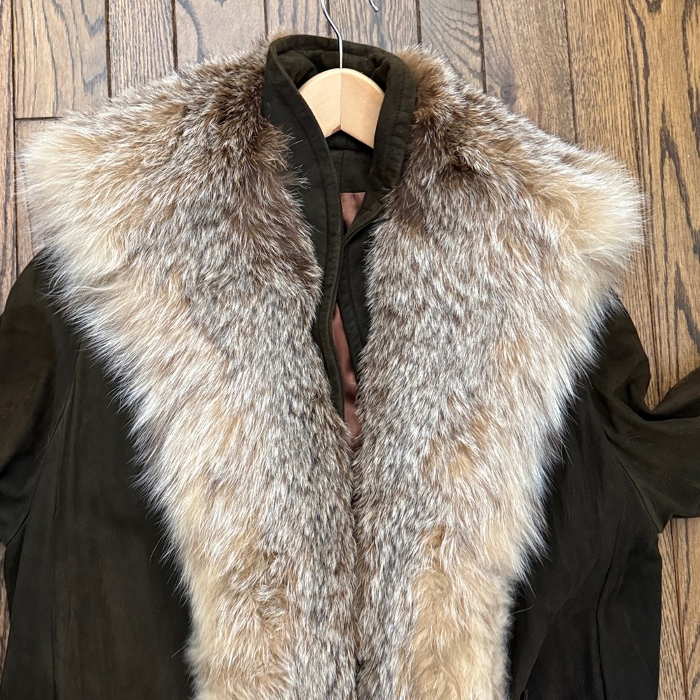 Vintage Fox Fur Trimmed Coat - Picture 10 of 11